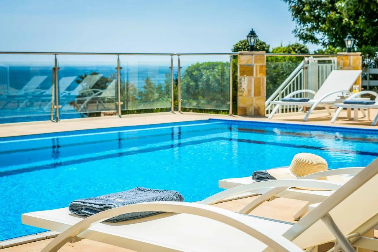 Villa Cyan Spathion